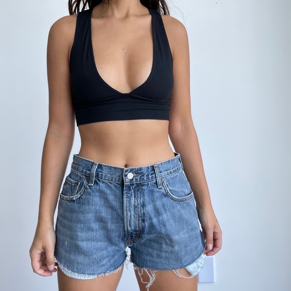 Vintage Levi's 559 denim cutoff shorts - Picture 2 of 12